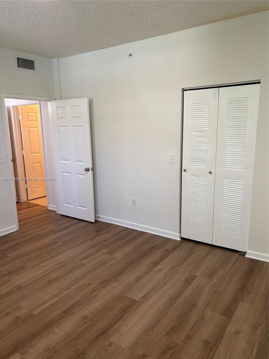 REGENT PARK CONDO - Residential