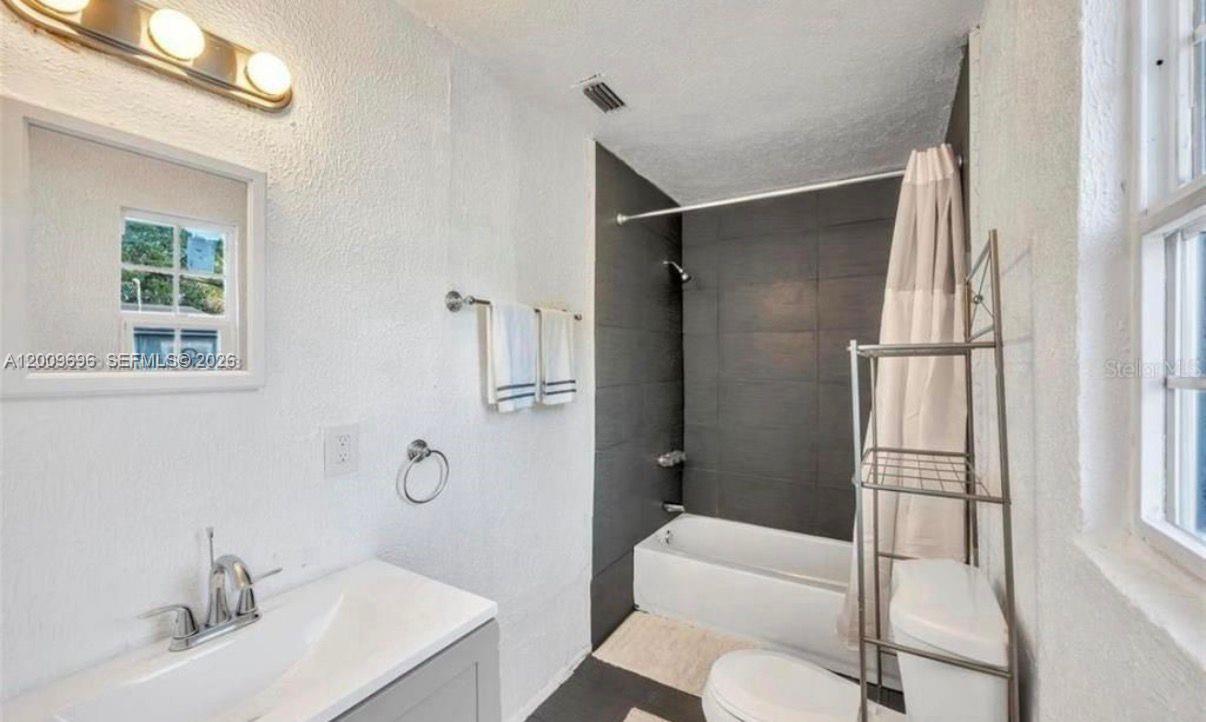 HIGHLAND PARK SUBDIVISION - Residential