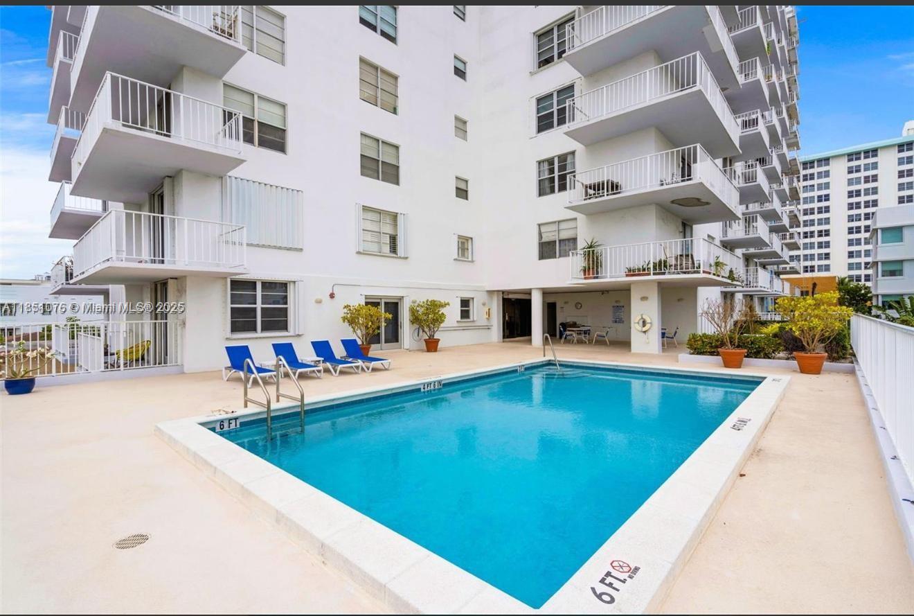 Winter Rental – Renovated 1BR Apartment w/ Balcony & Canal View
South Beach – 1 block from the ocean!
Escape to paradise this fall and winter in this fully renovated 1-bedroom, 2-bathroom apartment in one of the calmest, most relaxing areas of South Beach.
Features:
• Modern renovations: new floors, walls & bathrooms
• 1 spacious bedroom with large closet
• 2 full bathrooms
• Fully equipped kitchen: new cabinets, new fridge, plenty of space
• Private balcony with canal view
• Just 1 block from the beach
?? Condo Amenities:
• Swimming pool
• Gym/fitness room
• Undergoing stylish renovation
* Available Month-to-Month – Fall & Winter
* First month’s rent + 2-month security deposit required
* Perfect for a relaxing seasonal stay or a winter beach getaway!