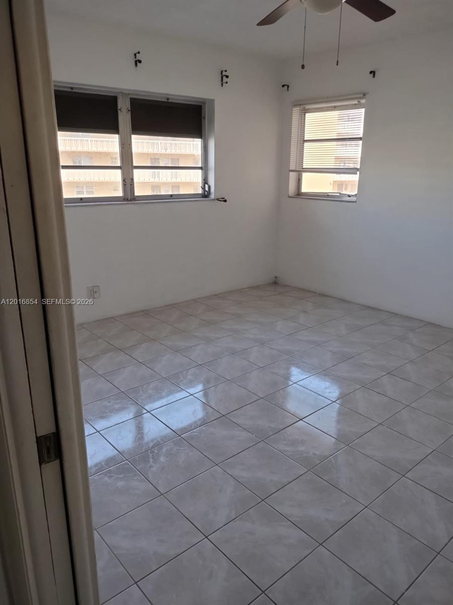 ELDORADO PLAZA EAST CONDO - Residential Lease
