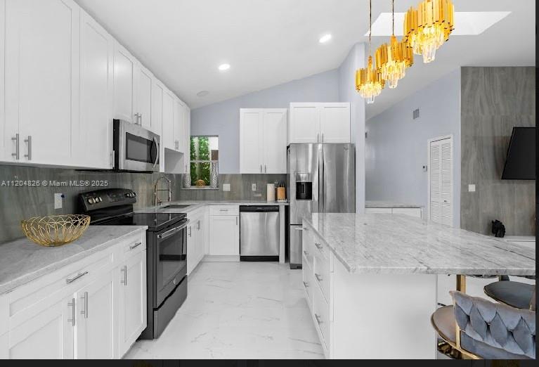 WELLINGTON TR 43 - Residential Lease