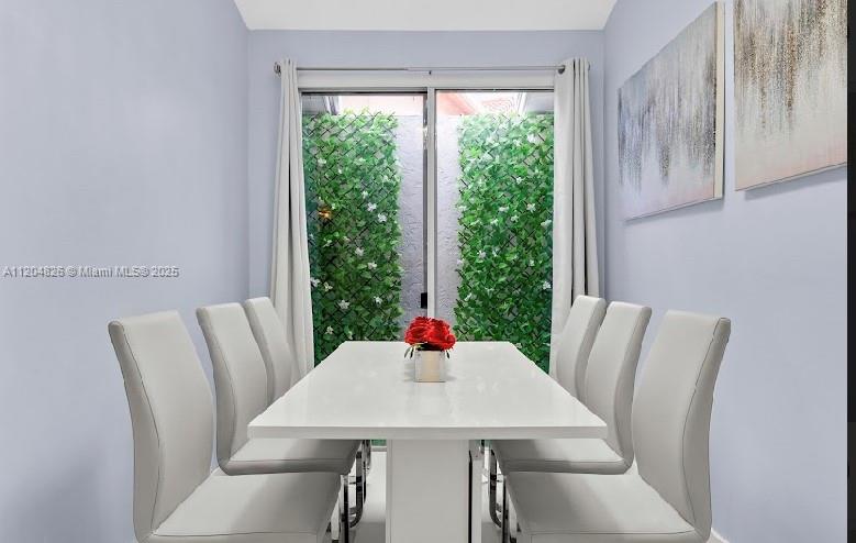 WELLINGTON TR 43 - Residential Lease
