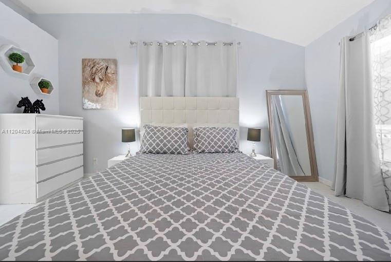 WELLINGTON TR 43 - Residential Lease