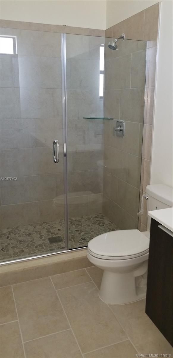 DUNNWOODY LAKE - Residential Lease