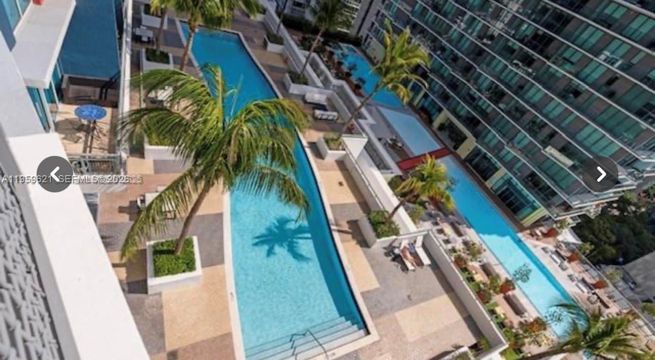 INFINITY AT BRICKELL COND - Residential