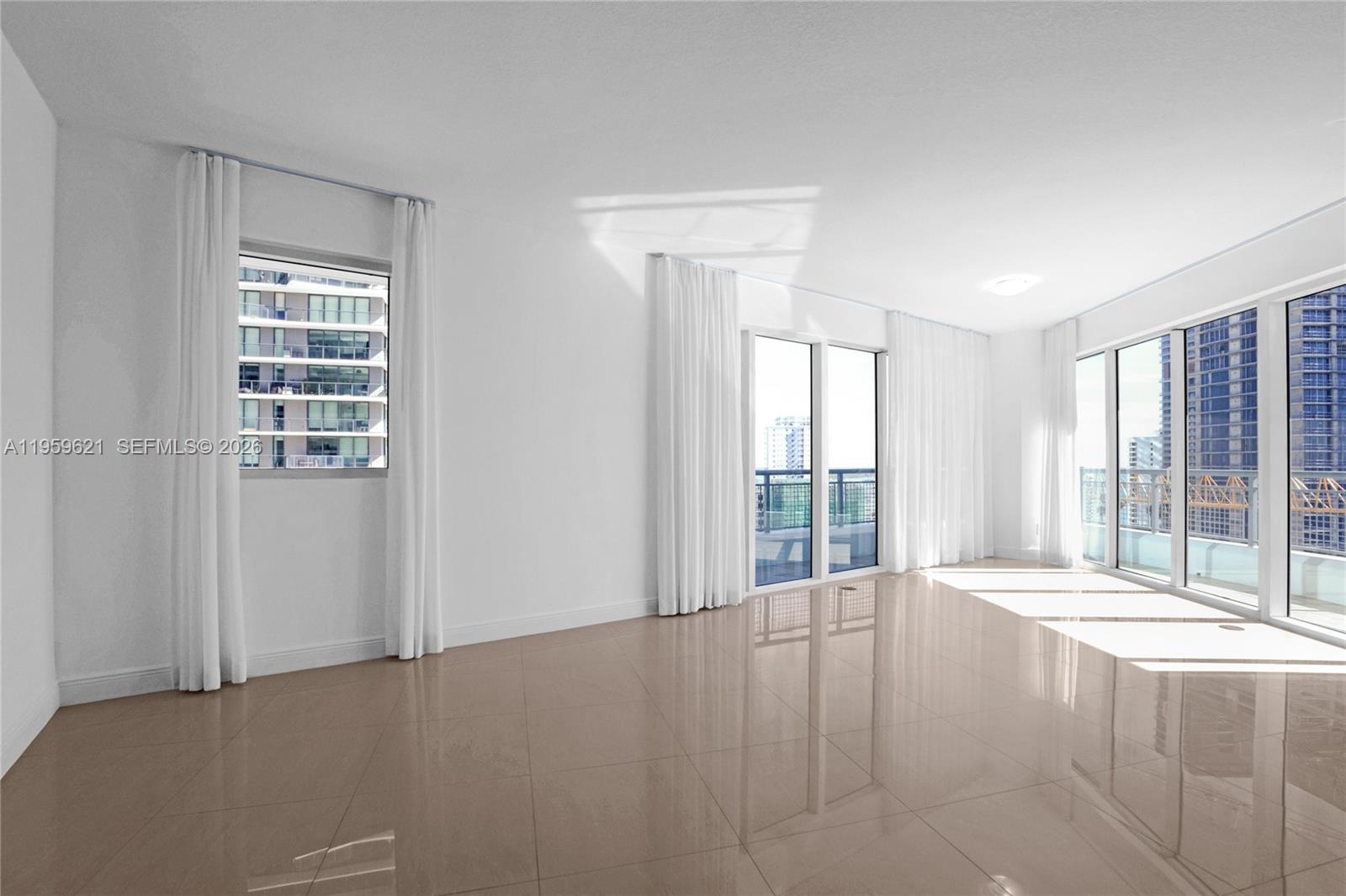 INFINITY AT BRICKELL COND - Residential