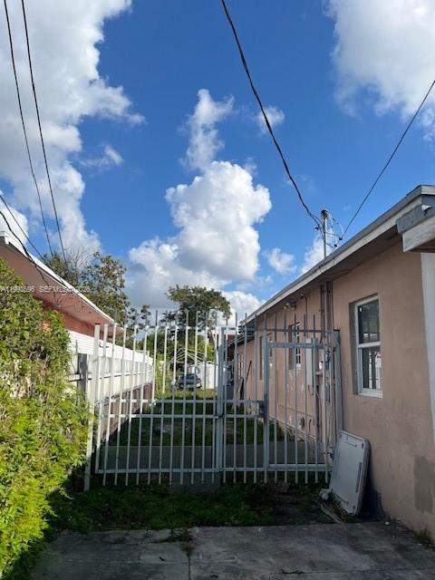 MILLERDALE - Residential