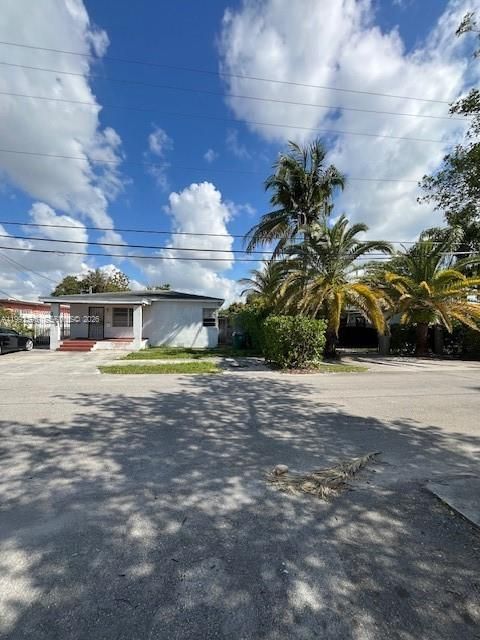 Photo of 2845 SW 21st Ter, Miami, FL 33145 (MLS # A11992596)