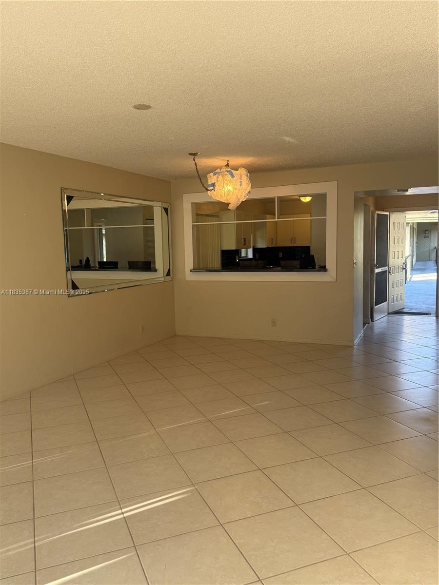 BANYAN COURTS CONDO - Residential Lease