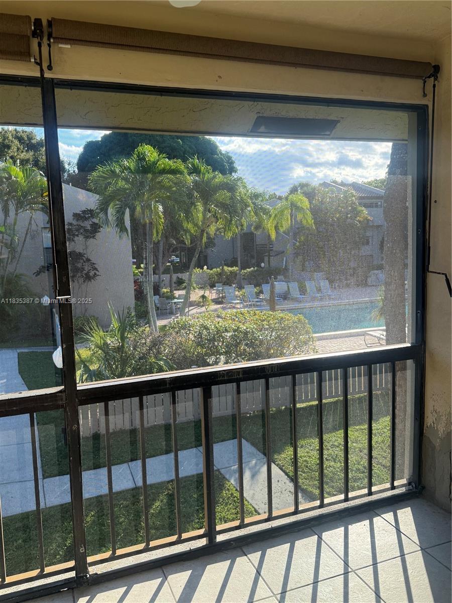 BANYAN COURTS CONDO - Residential Lease