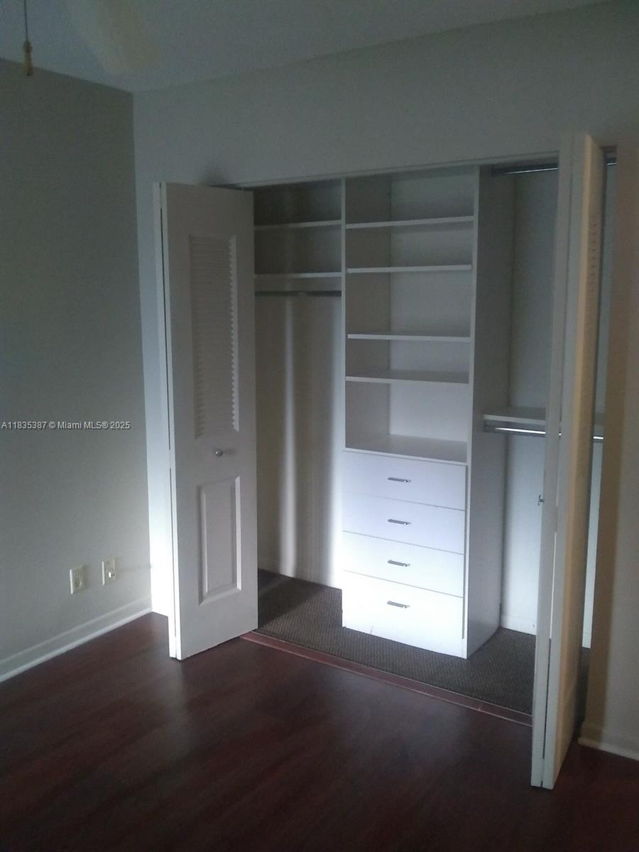 BANYAN COURTS CONDO - Residential Lease