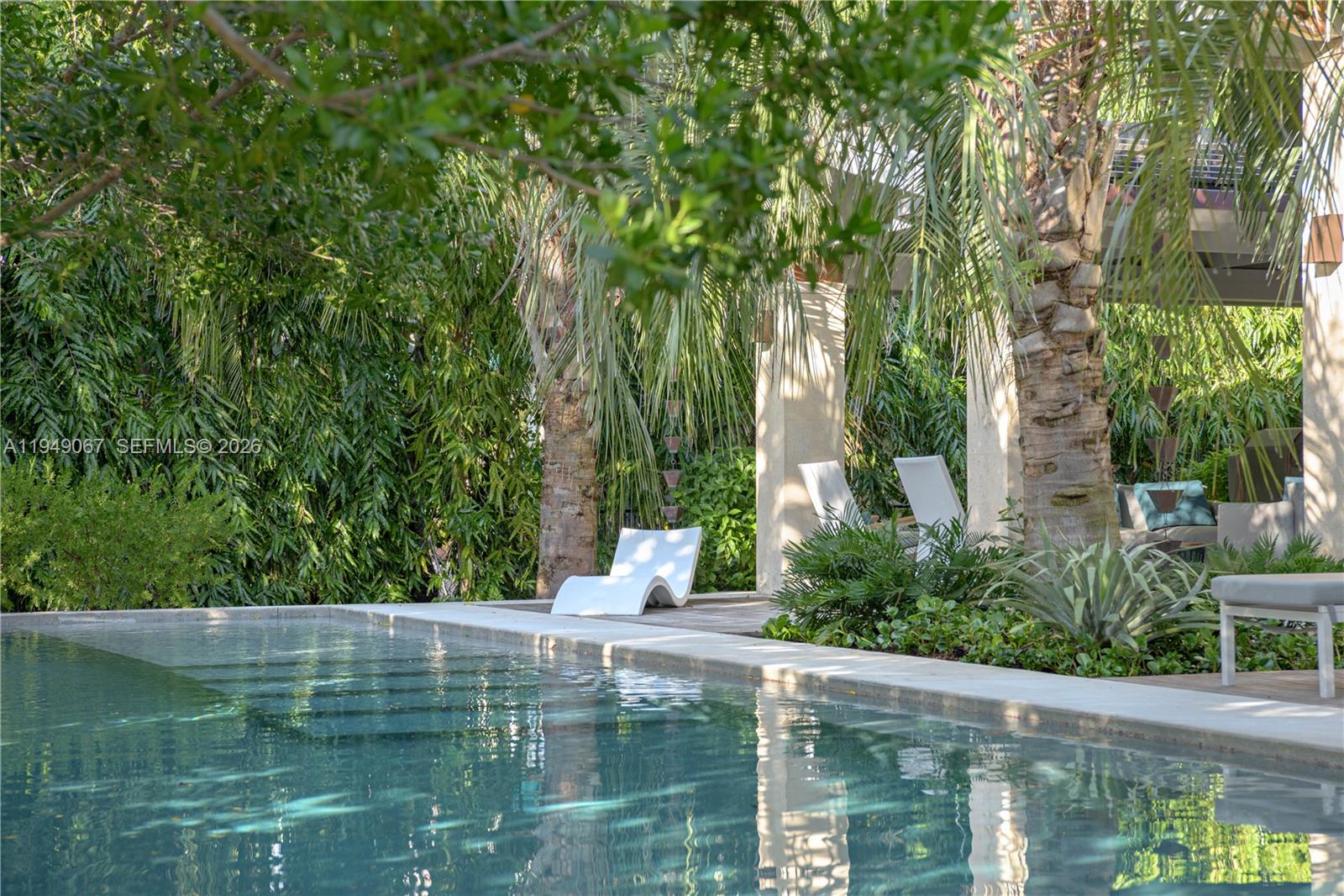 SUNRISE HARBOUR REV PL - Residential