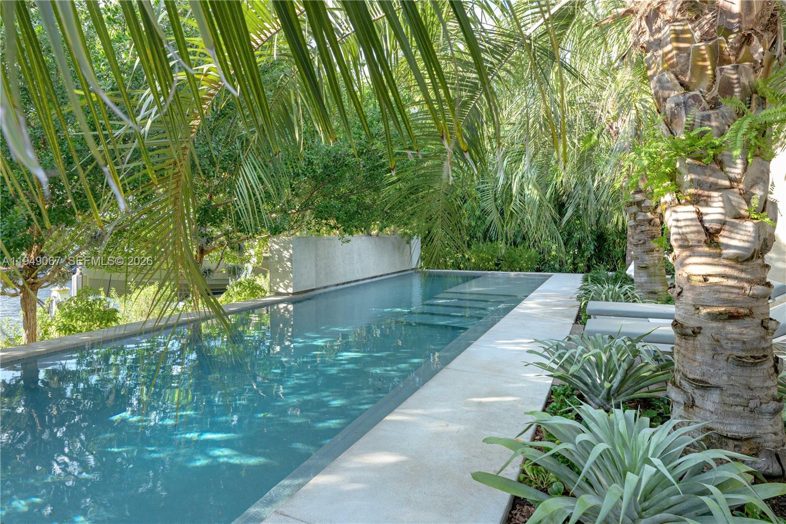 SUNRISE HARBOUR REV PL - Residential