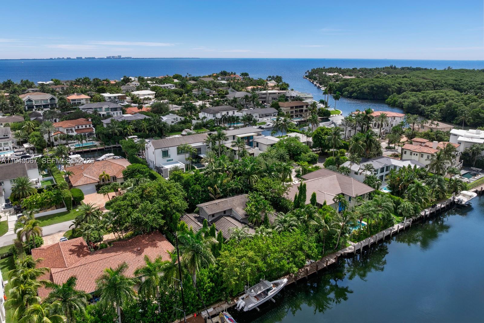 SUNRISE HARBOUR REV PL - Residential