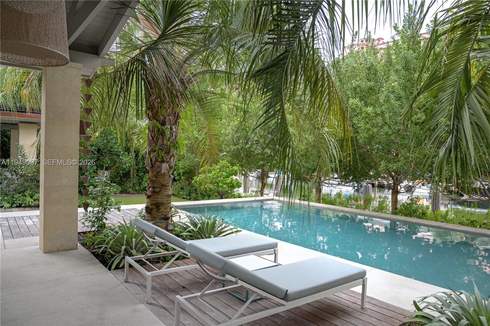 SUNRISE HARBOUR REV PL - Residential