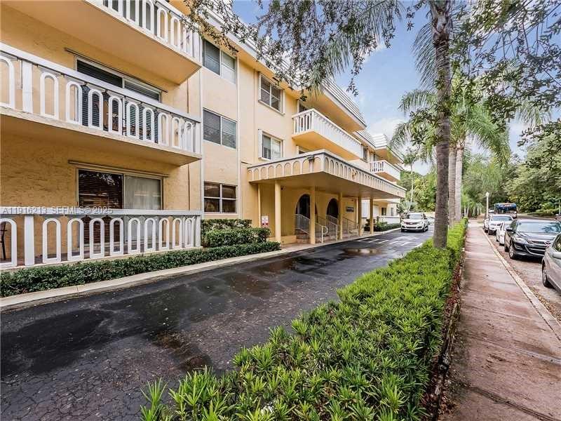 WATERS EDGE - Residential Lease