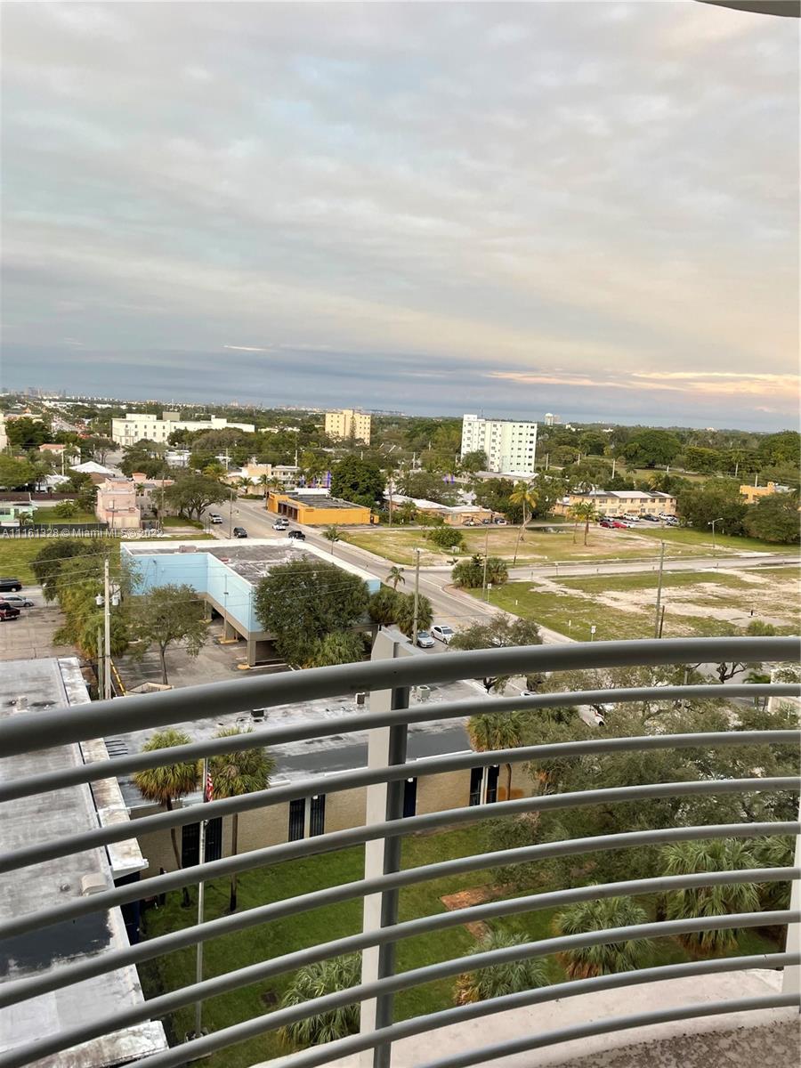 RADIUS CONDO - Residential Lease