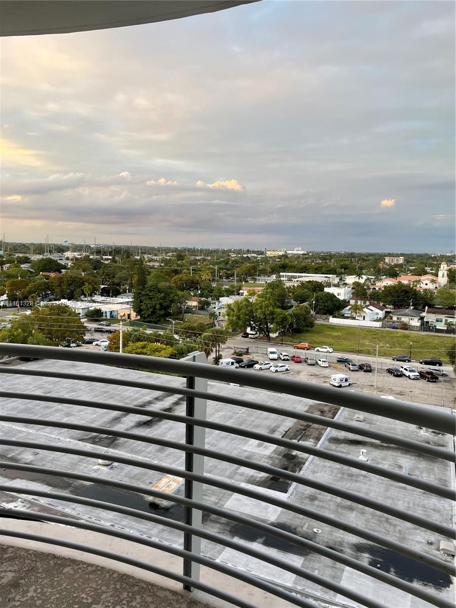 RADIUS CONDO - Residential Lease