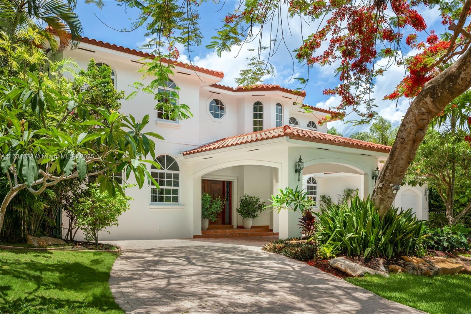145 W Sunrise Ave