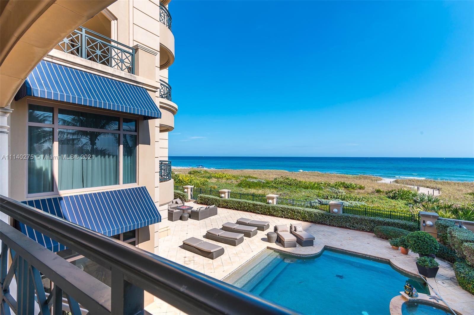 LUXURIA CONDO - Residential