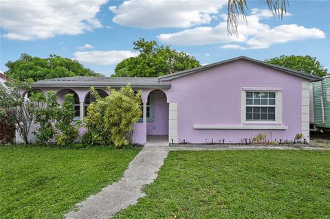 417 NW 2nd St Boynton Beach FL 33435