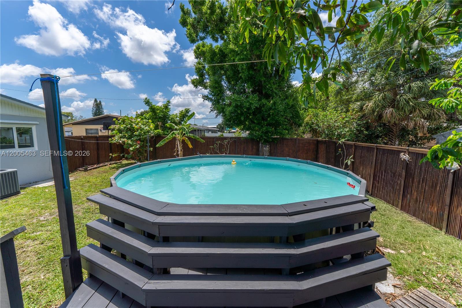 LAKE LUCERNE SEC 3 - Residential