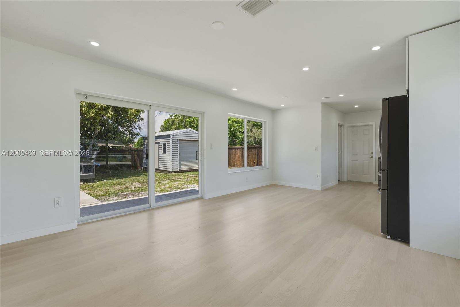 LAKE LUCERNE SEC 3 - Residential