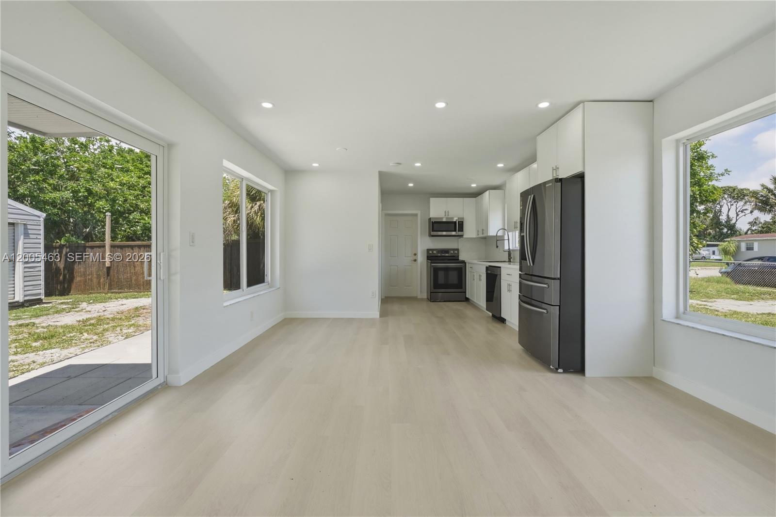 LAKE LUCERNE SEC 3 - Residential