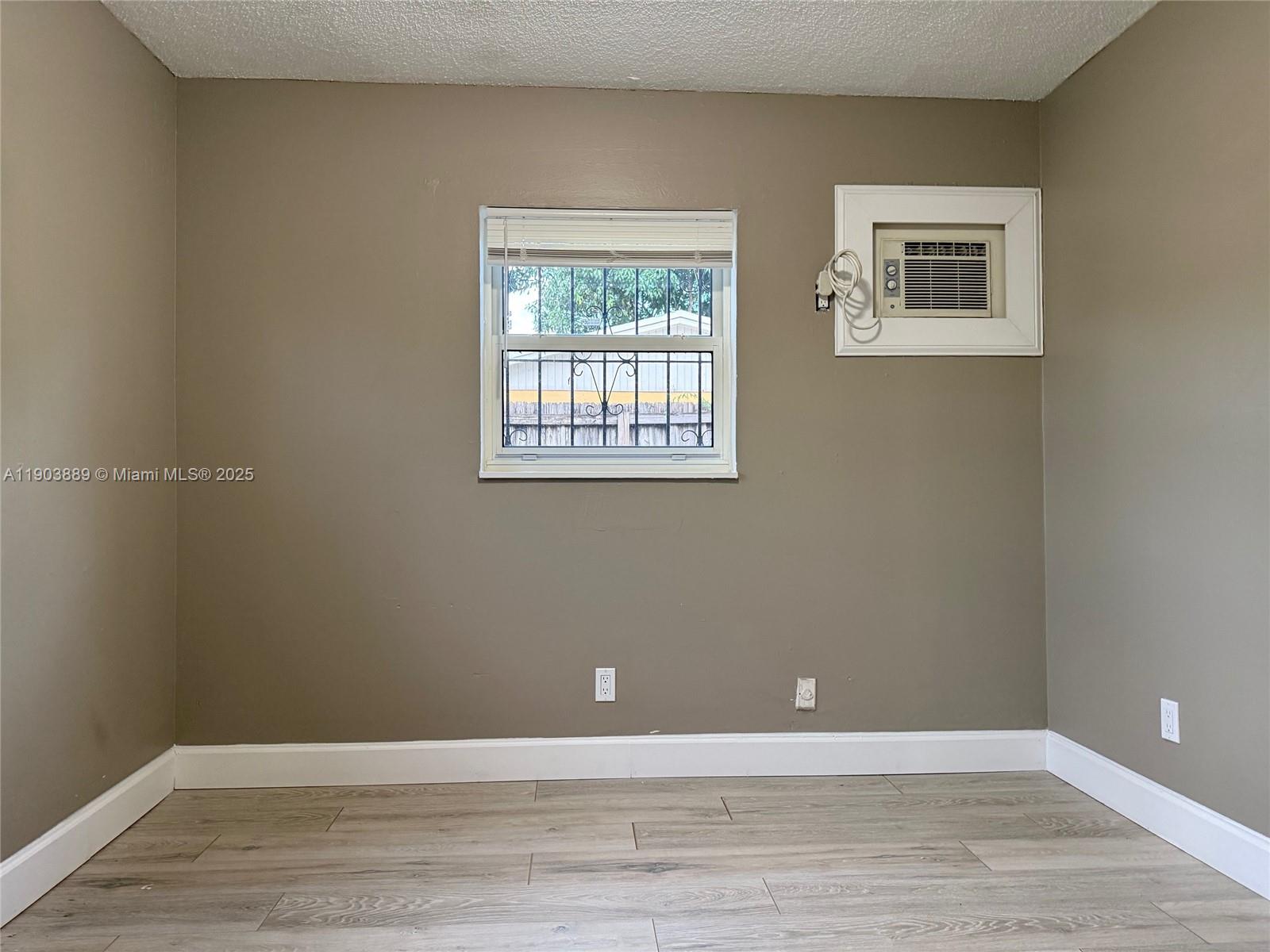 VISTA VERDE SEC 2 - Residential