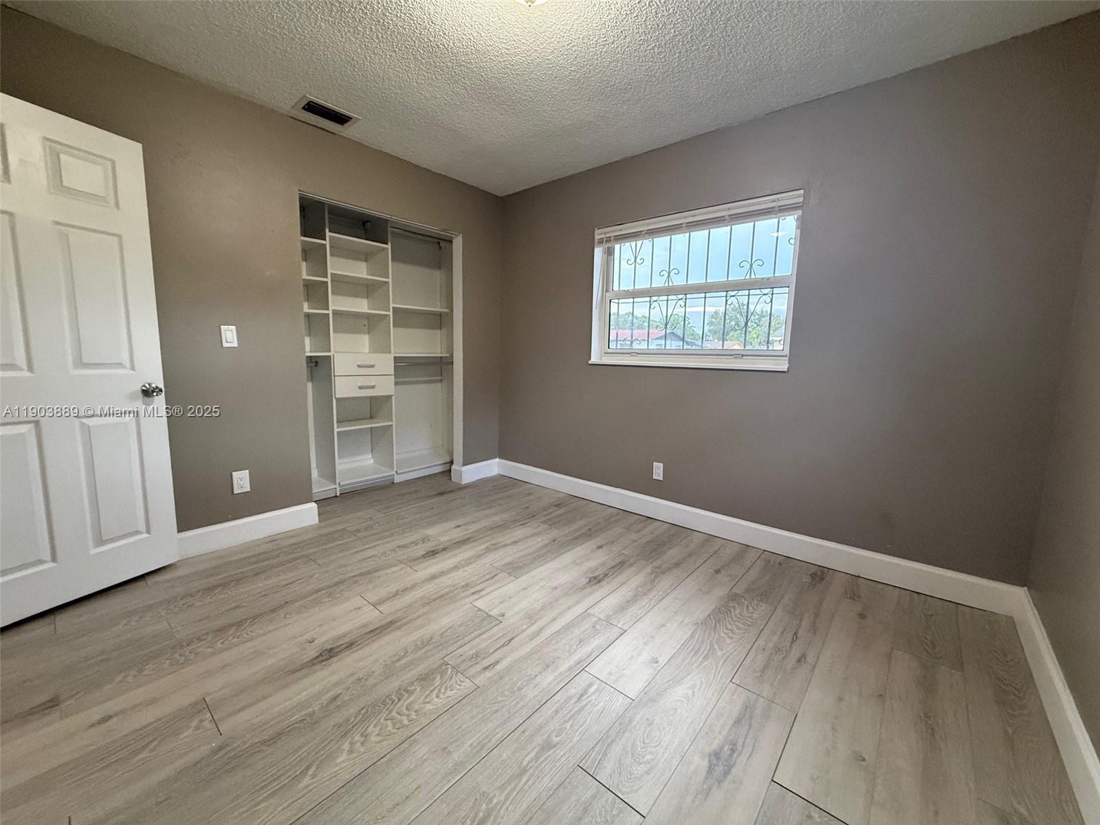 VISTA VERDE SEC 2 - Residential