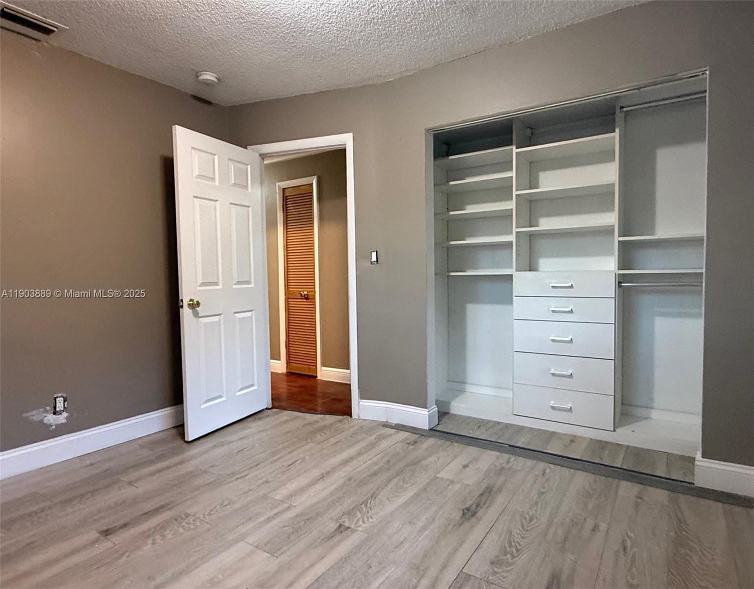 VISTA VERDE SEC 2 - Residential