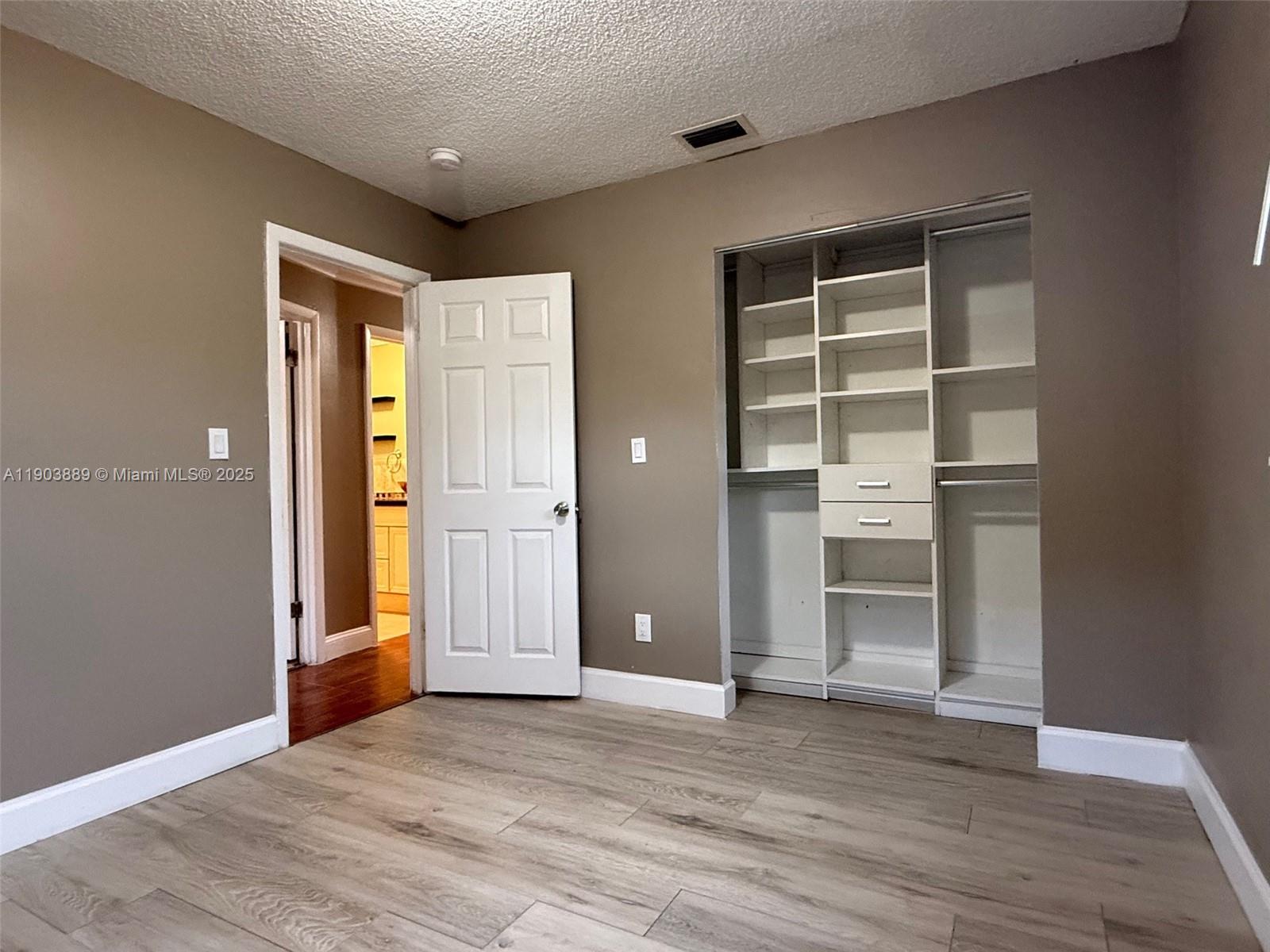 VISTA VERDE SEC 2 - Residential