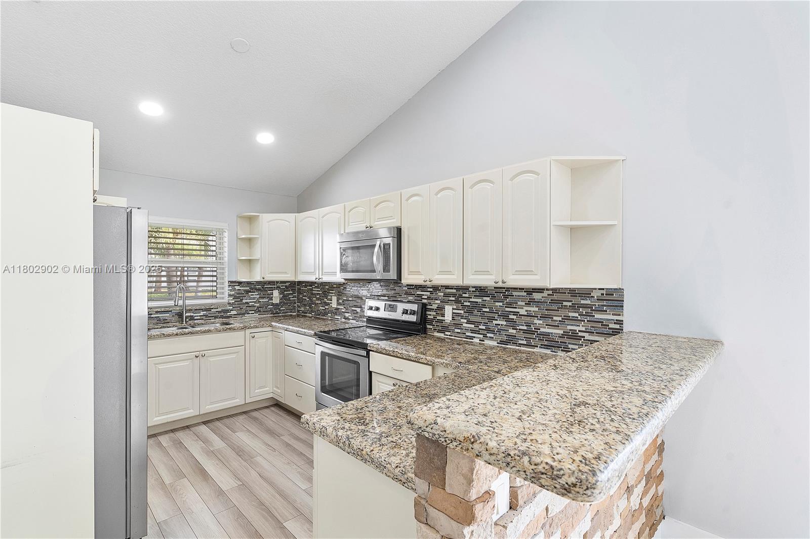 LAKES OF TARA UNIT 1 - Residential