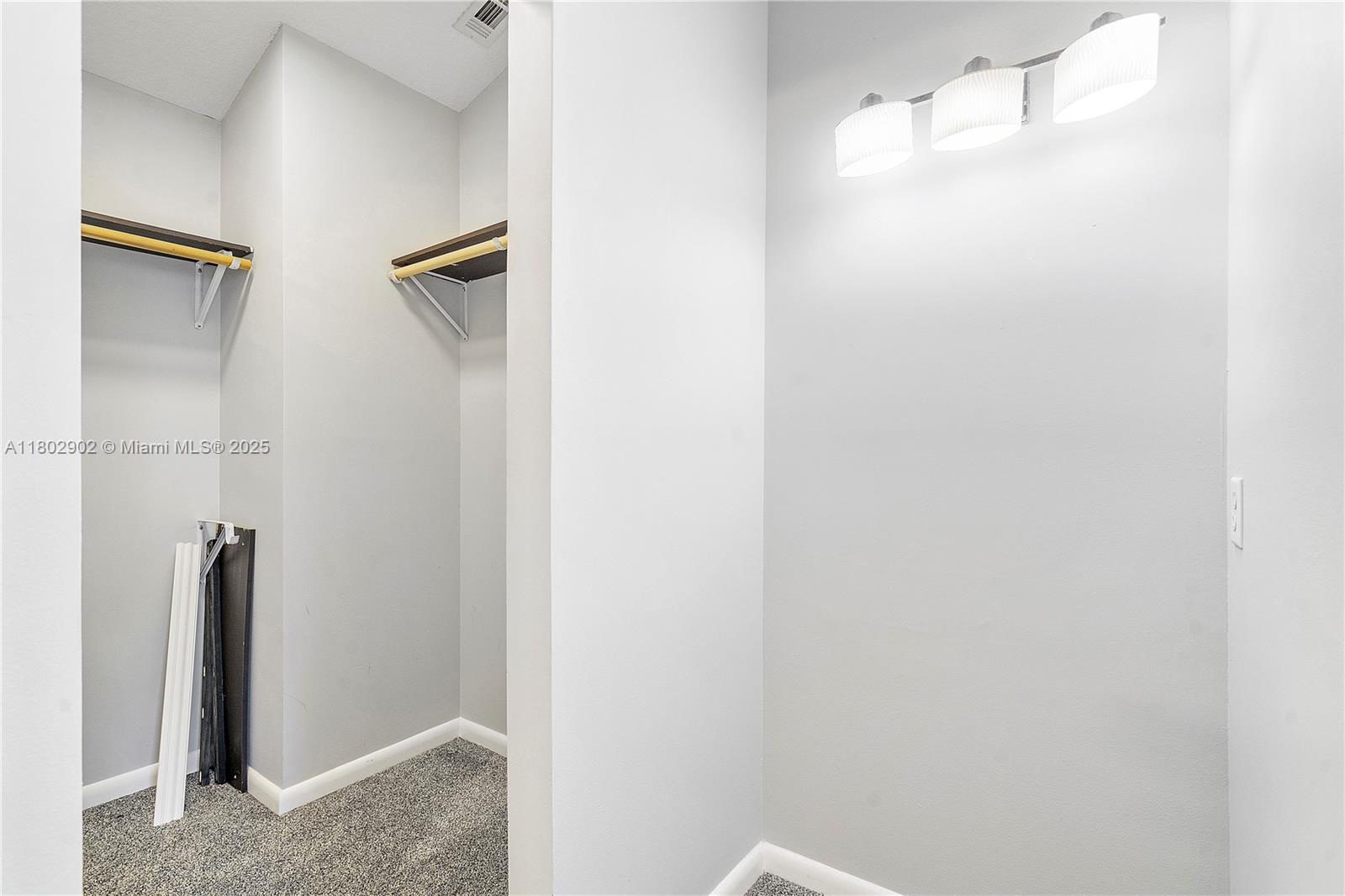 LAKES OF TARA UNIT 1 - Residential