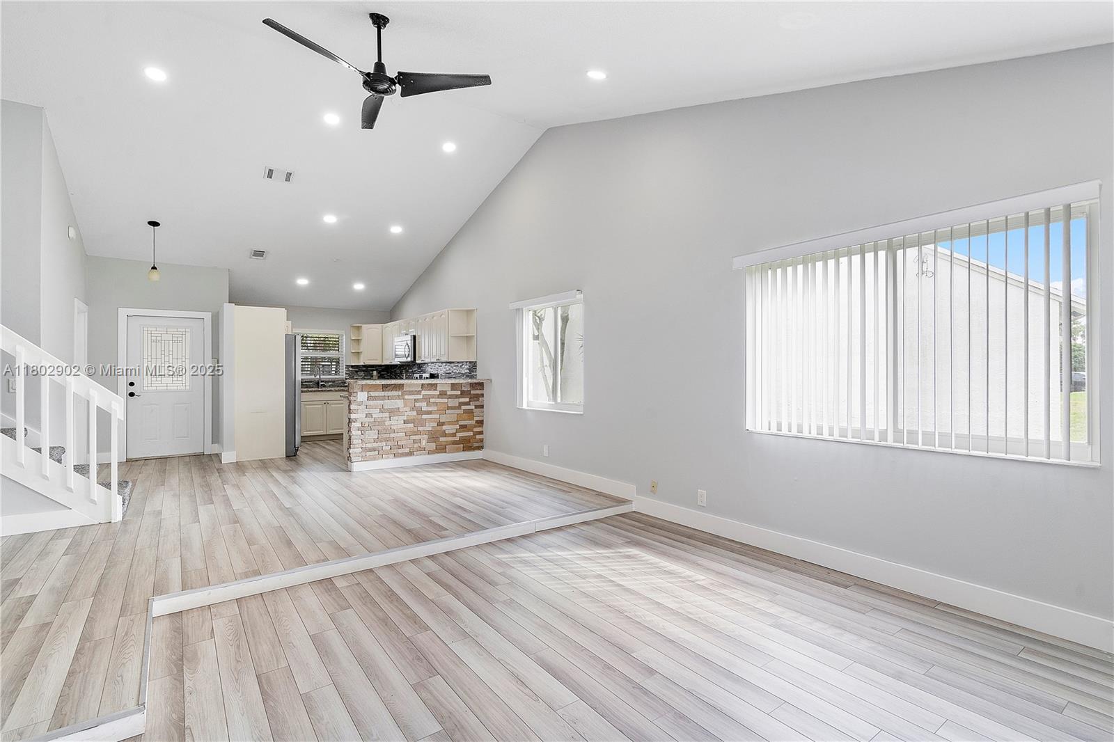LAKES OF TARA UNIT 1 - Residential