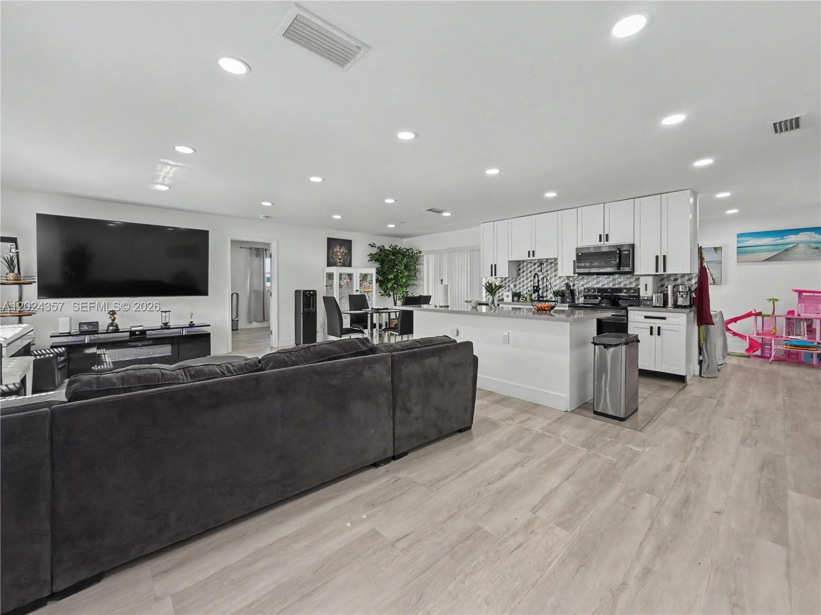 SOUTHLAND PINES - Residential