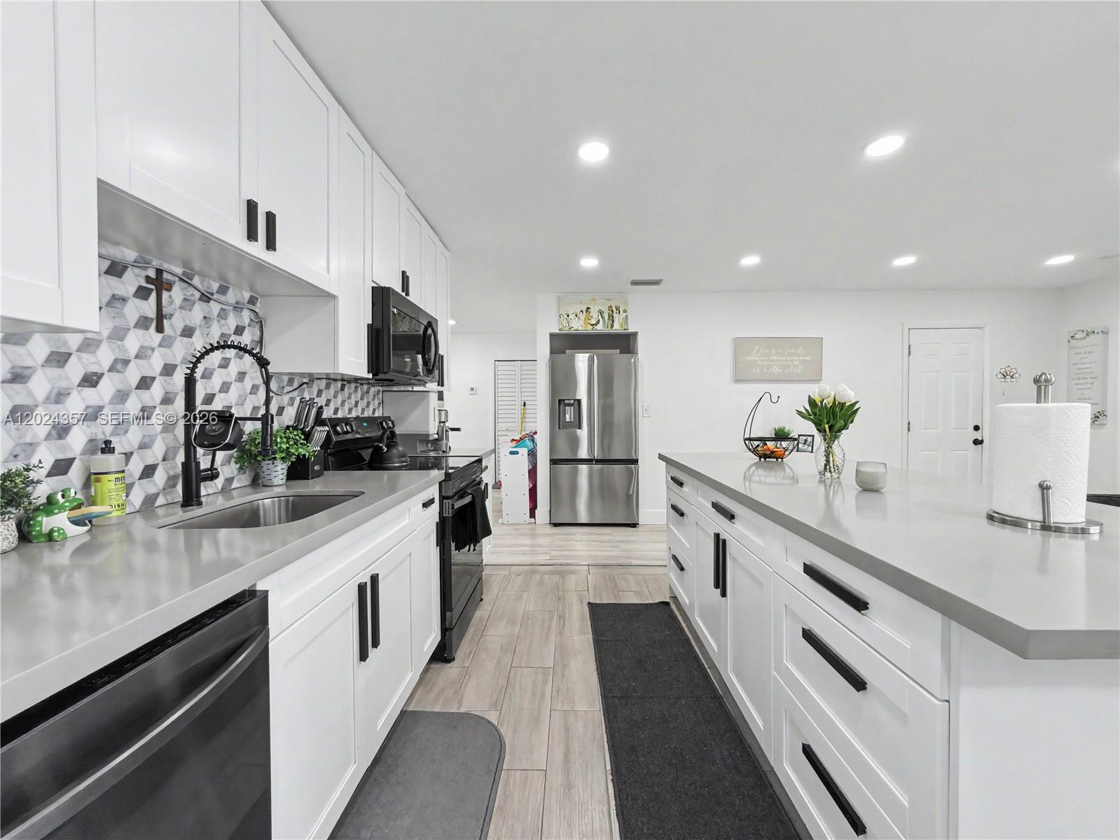 SOUTHLAND PINES - Residential