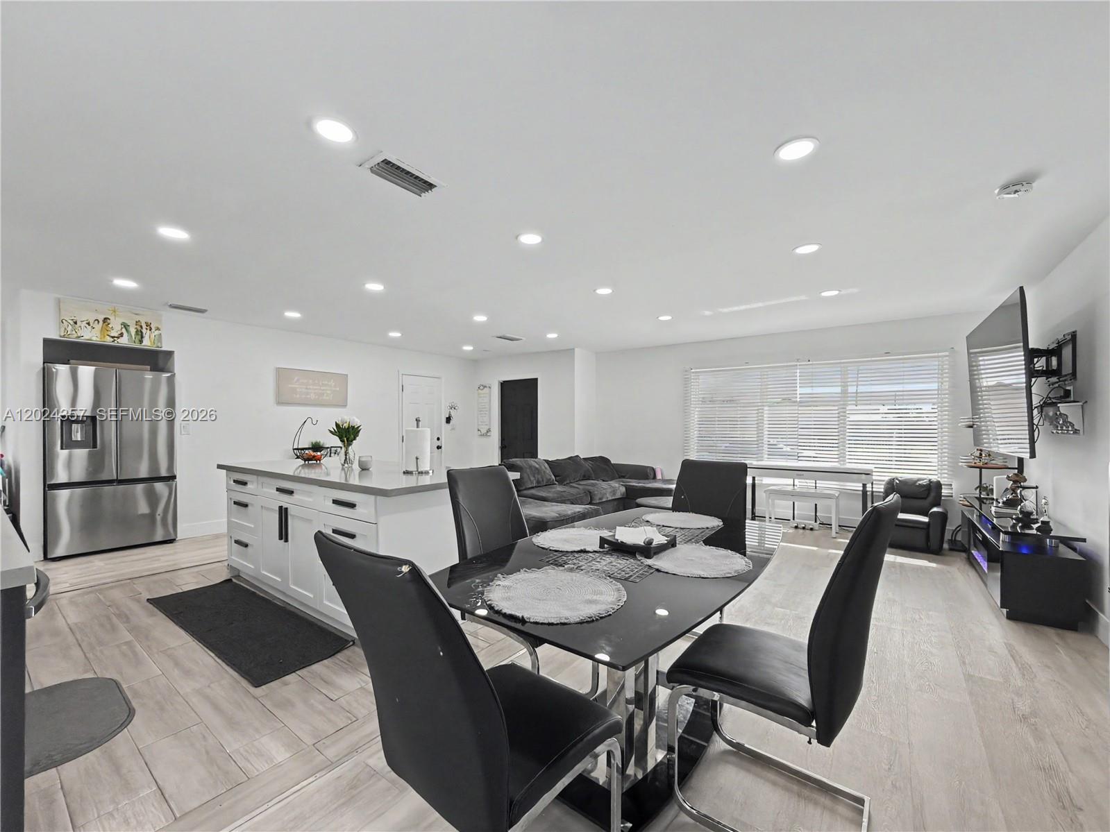 SOUTHLAND PINES - Residential