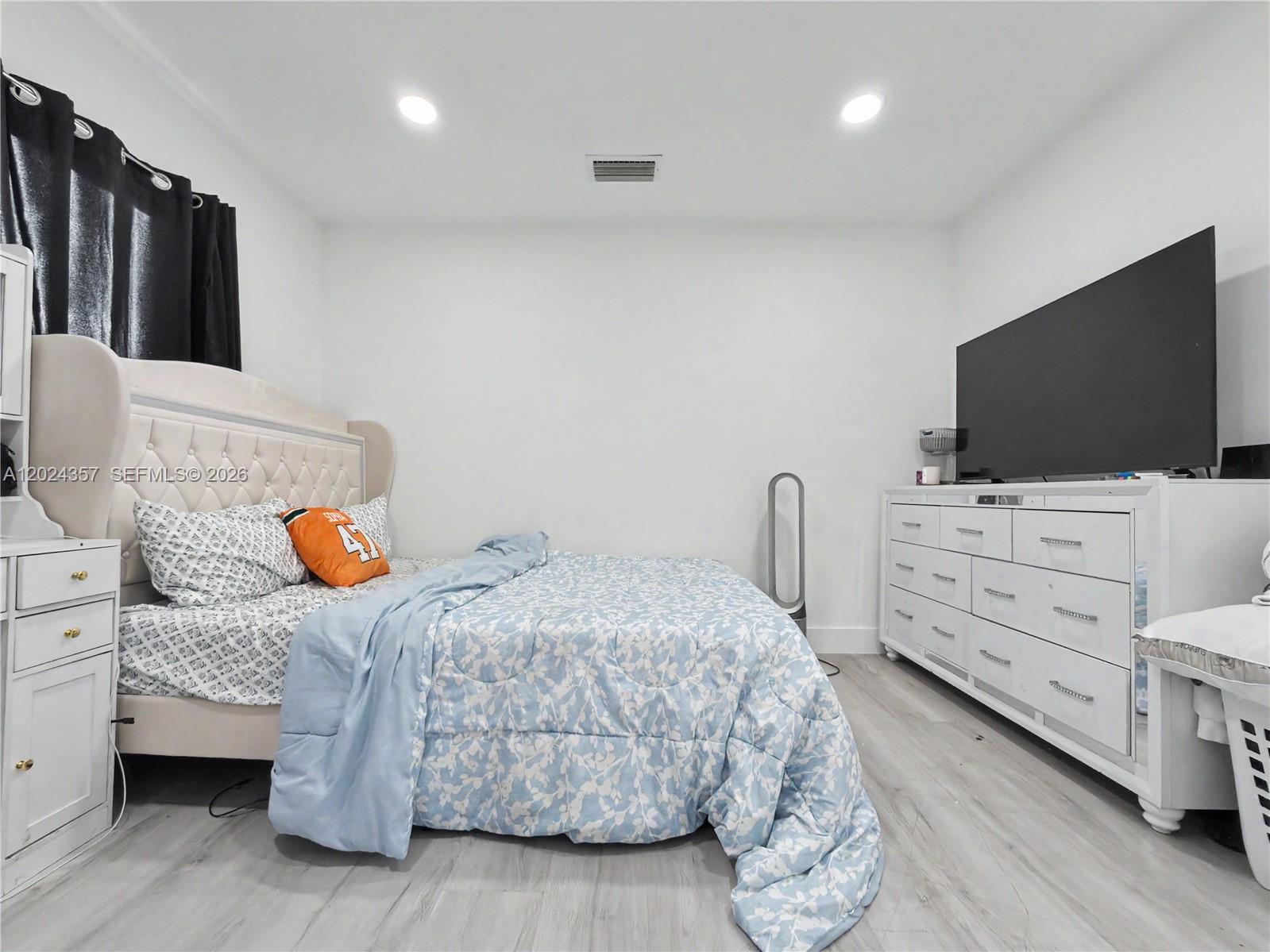 SOUTHLAND PINES - Residential