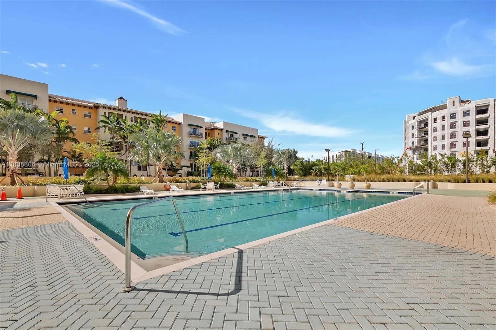 Coral Gables, Florida 33134, United States, 2 Bedrooms Bedrooms, ,3 BathroomsBathrooms,Residential,Active,169219