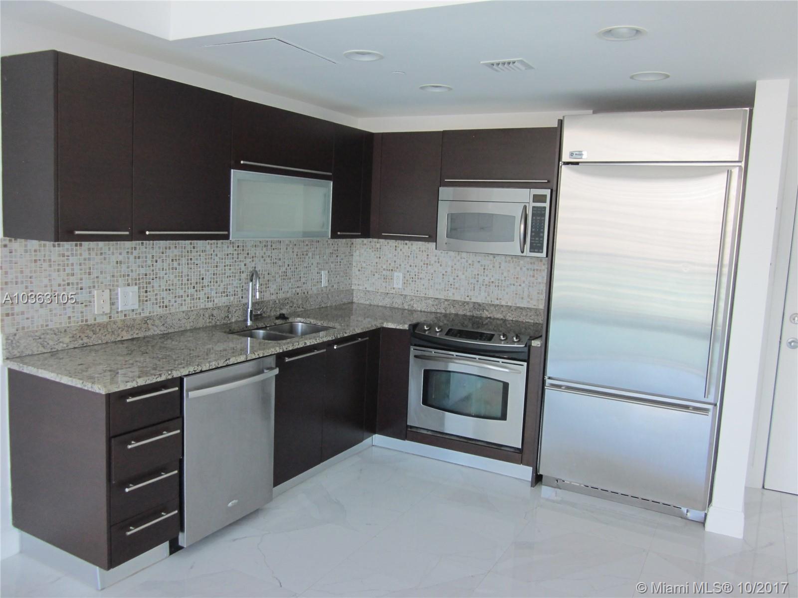 THE PLAZA 851 BRICKELL CO - Residential Lease