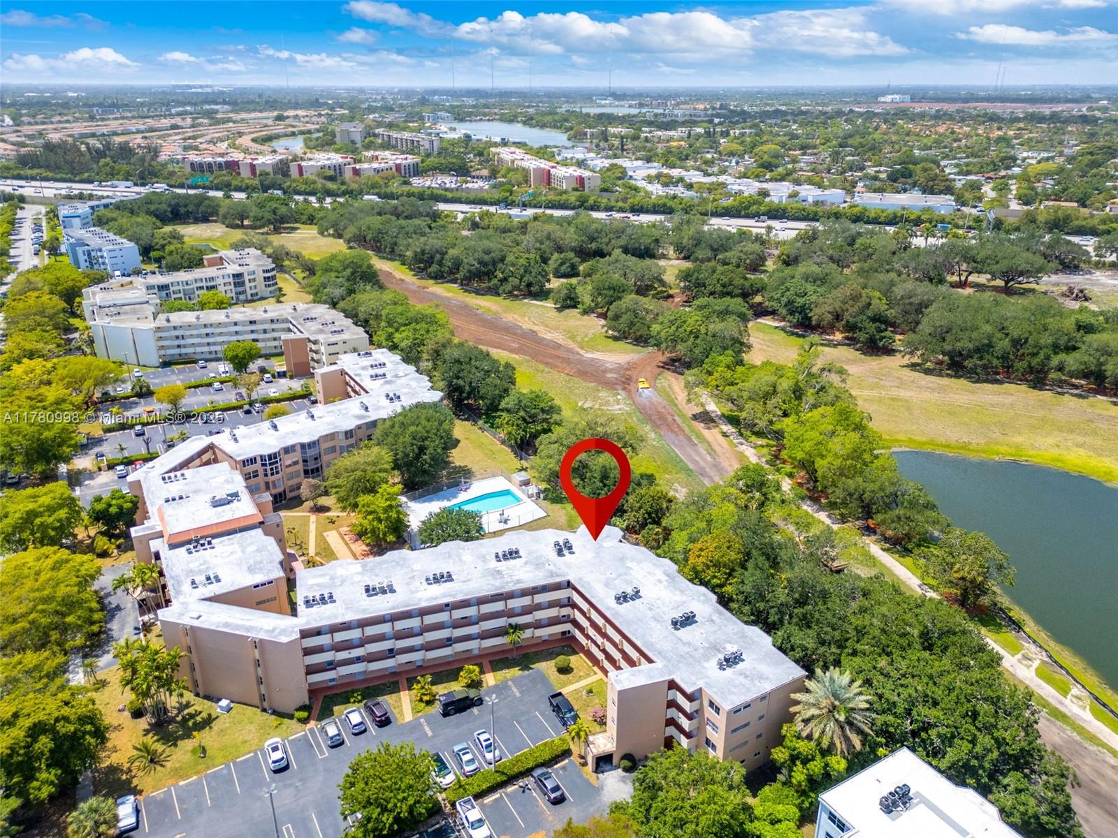 ROLLING GREEN CONDO F - Residential