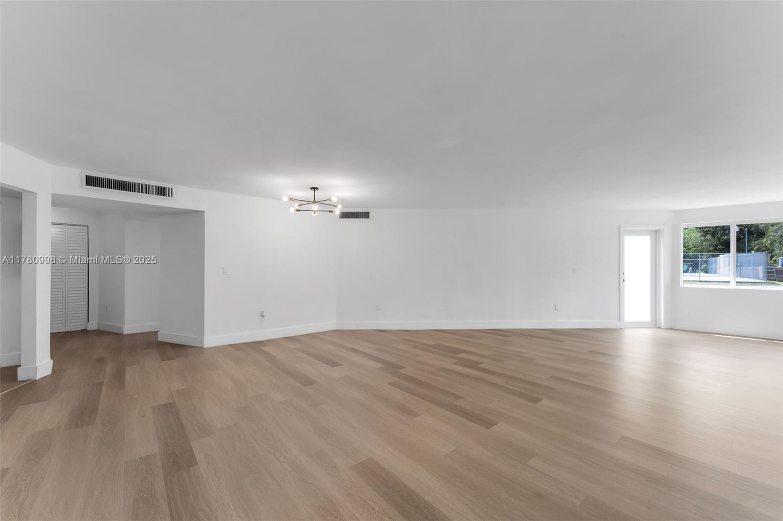 ROLLING GREEN CONDO F - Residential