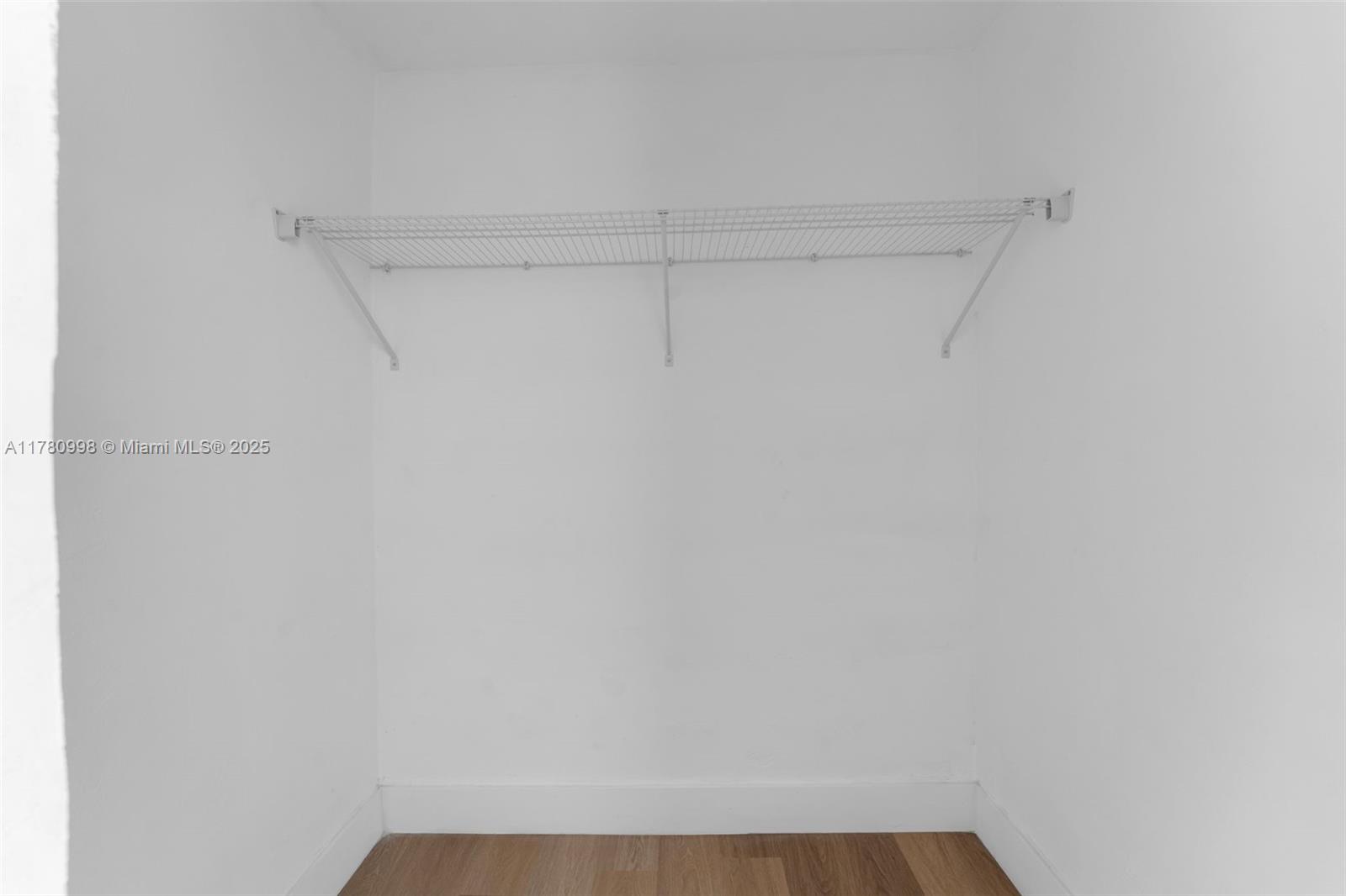 ROLLING GREEN CONDO F - Residential