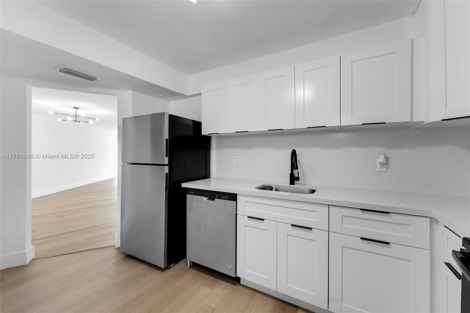 ROLLING GREEN CONDO F - Residential
