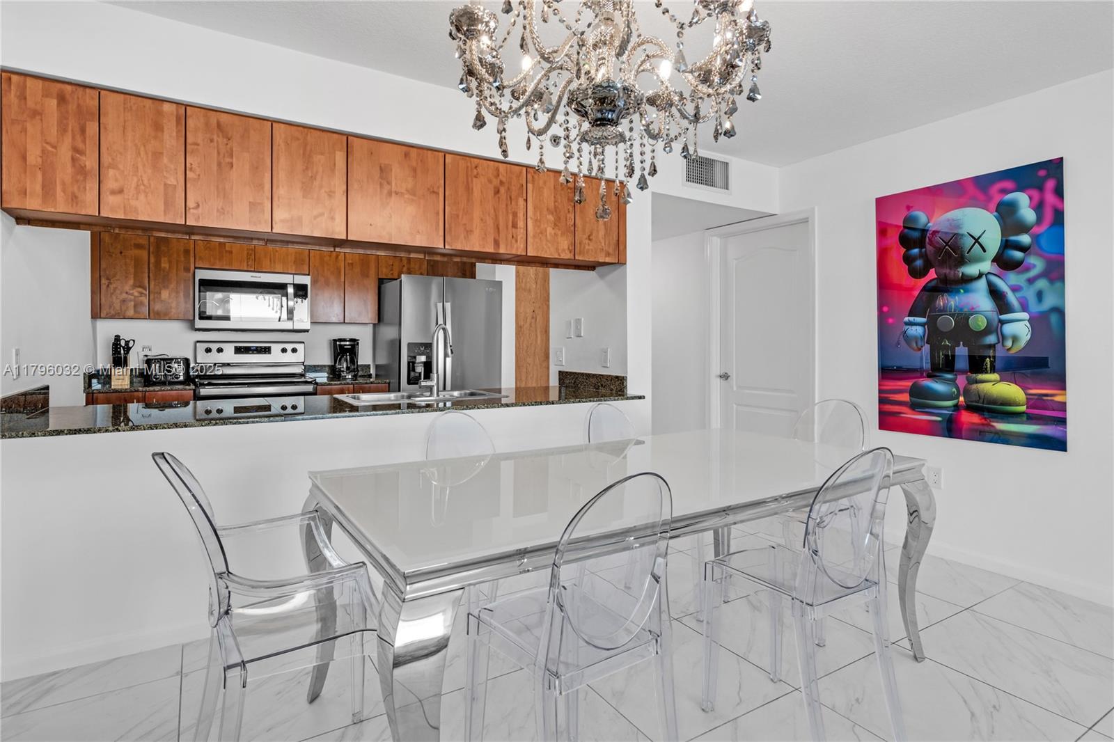 THE CLUB AT BRICKELL BAY - Residential