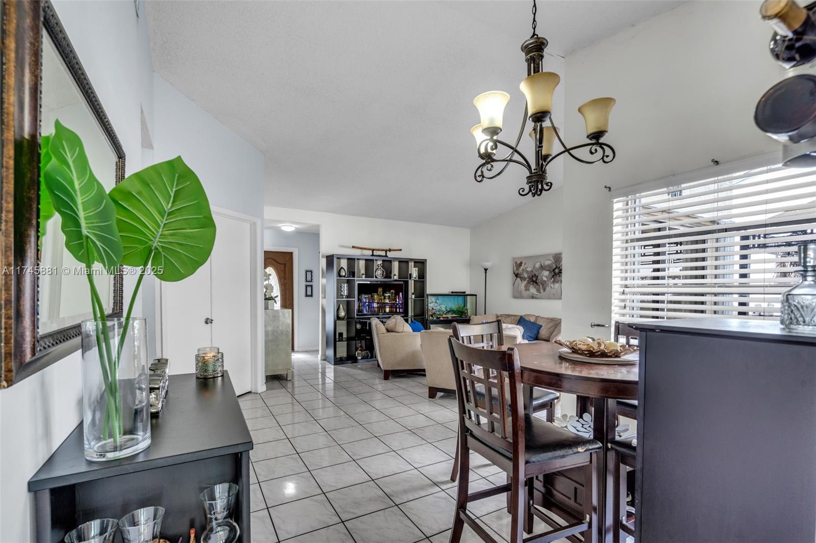 COUNTRY LAKE HOMES - Residential
