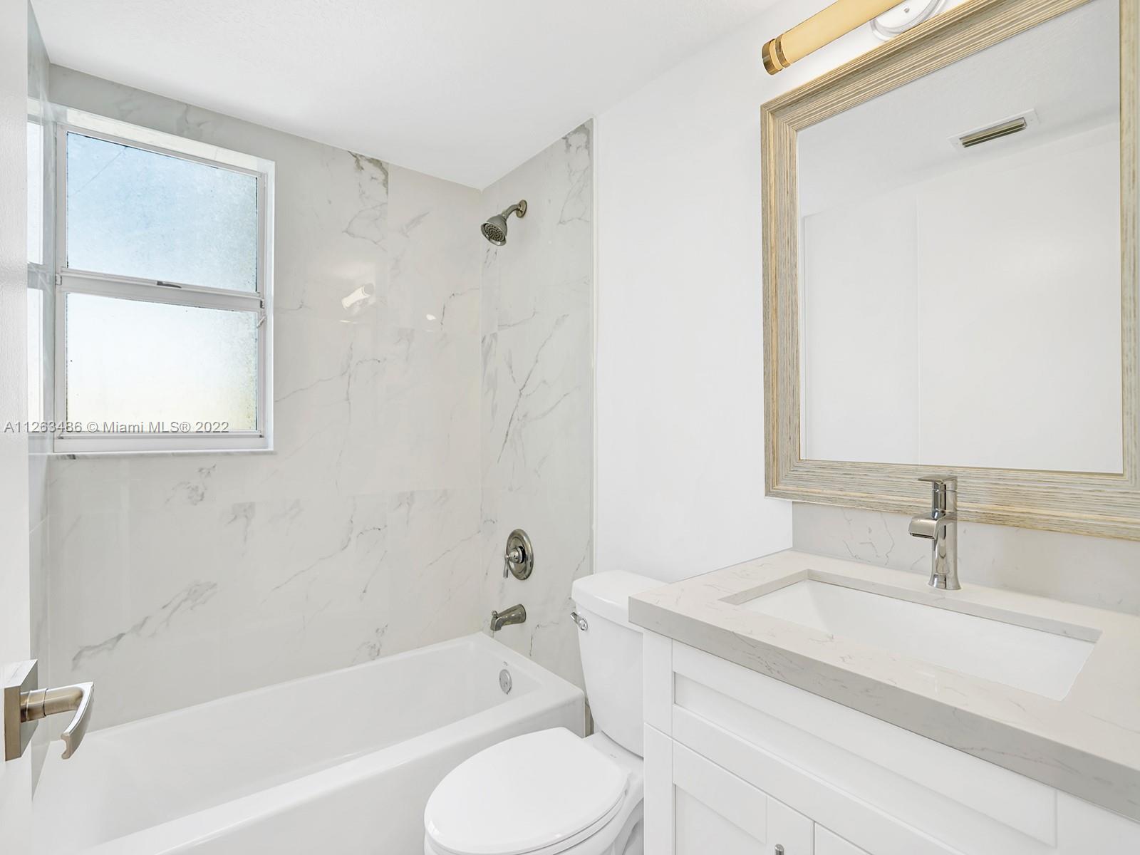 LAKES OF THE MEADOW-MEADO - Residential