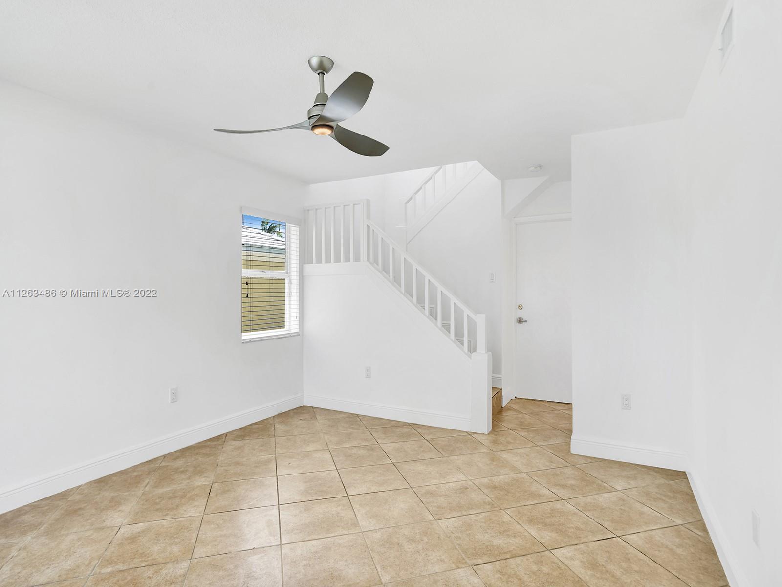 LAKES OF THE MEADOW-MEADO - Residential