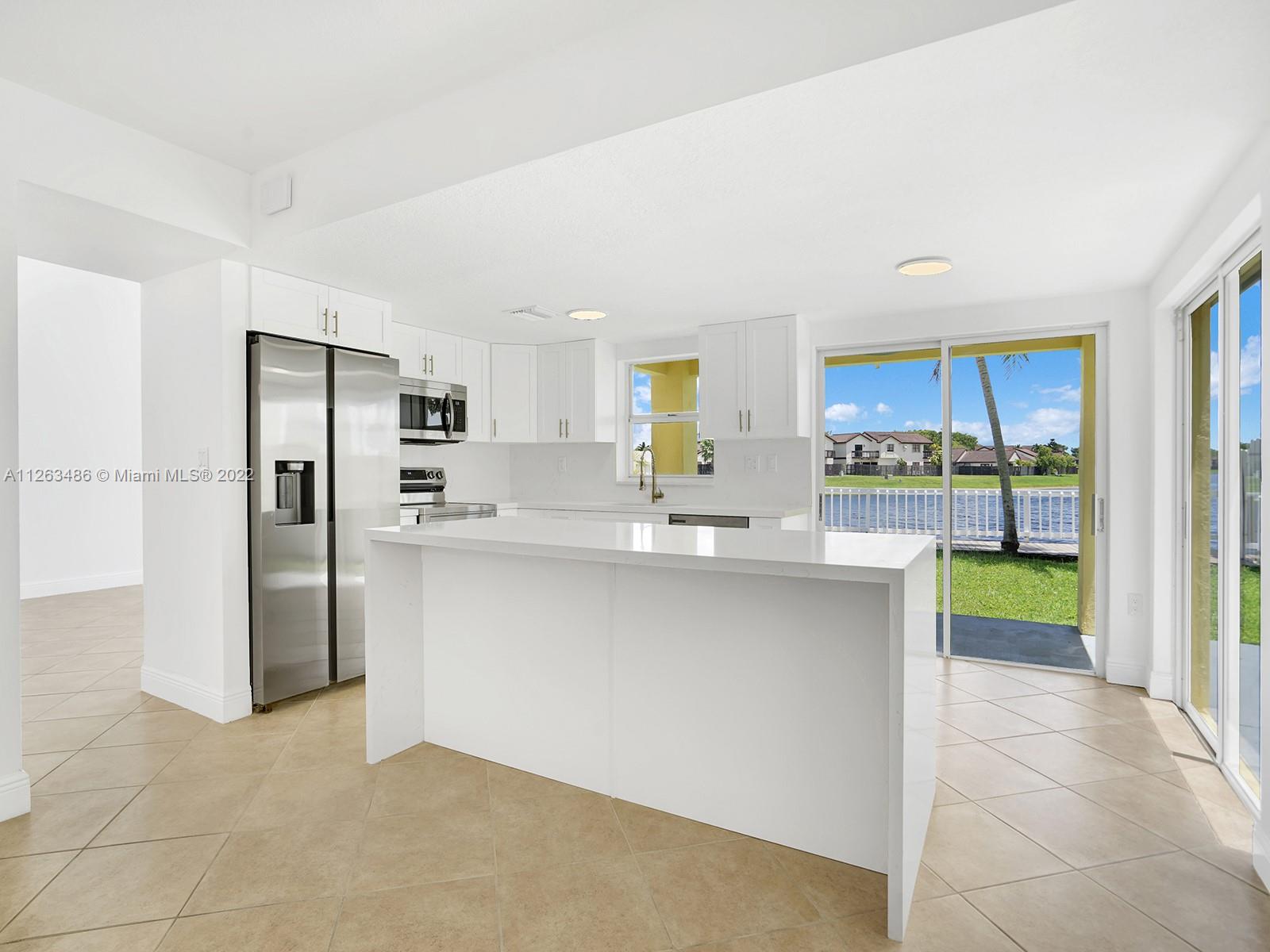 LAKES OF THE MEADOW-MEADO - Residential